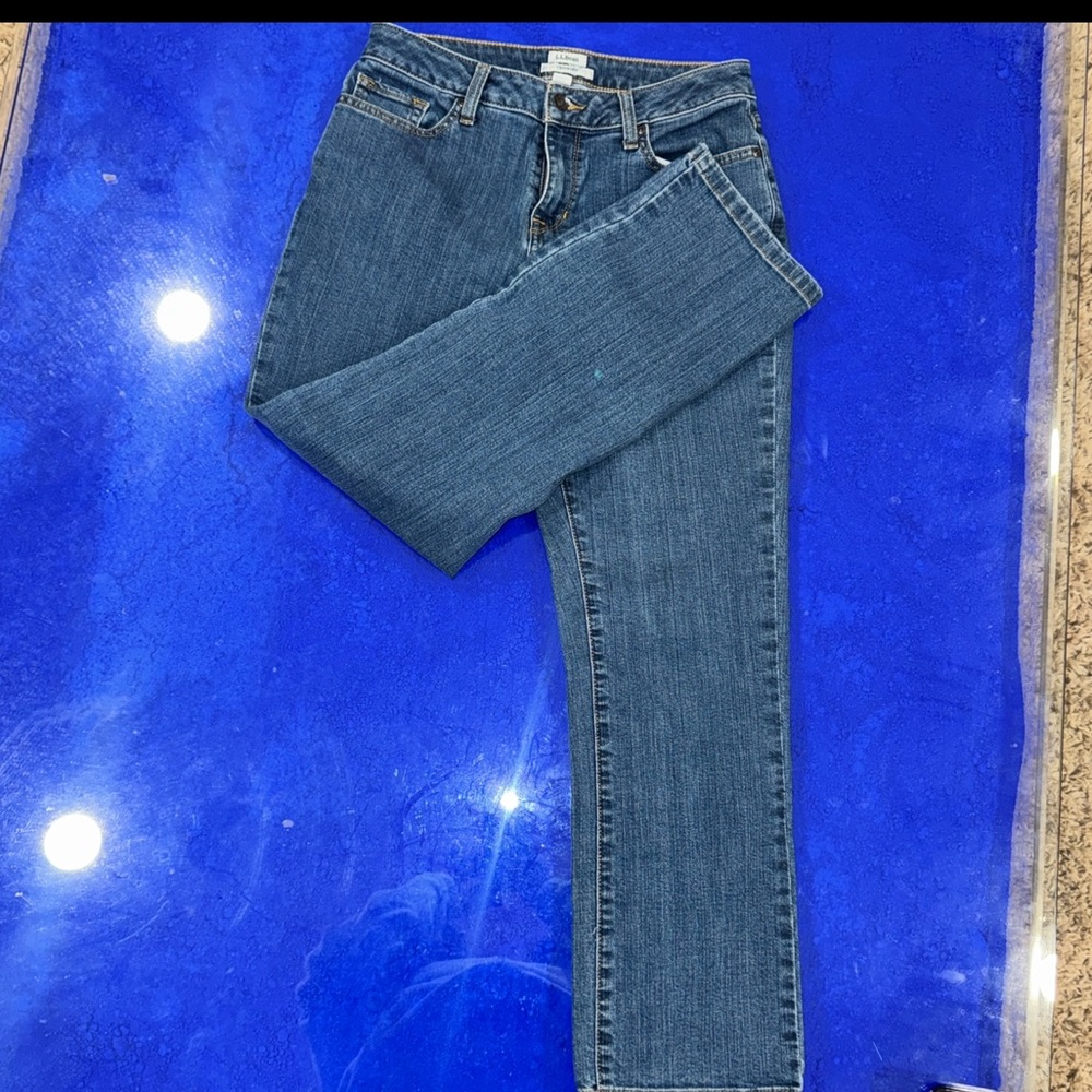 L L Bean Classic Fit Jeans 8 Petite Stretch Mid Rise Straight Leg premium denim